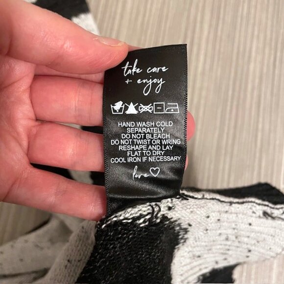 NWT NIC+ZOE Dusk Days Abstract Sweater Black Gray Size Small - Picture 14 of 16